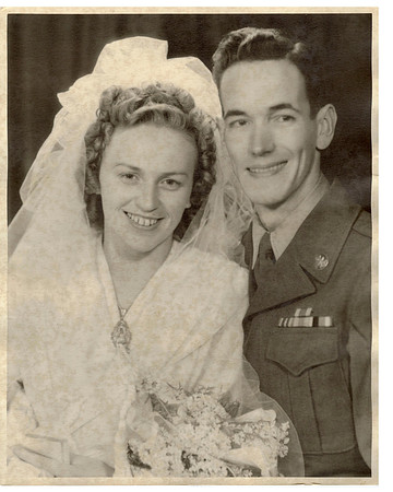 Tesi and John Cissne wedding photo